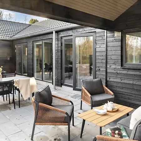 5 Star In Idestrup * Bøtø By